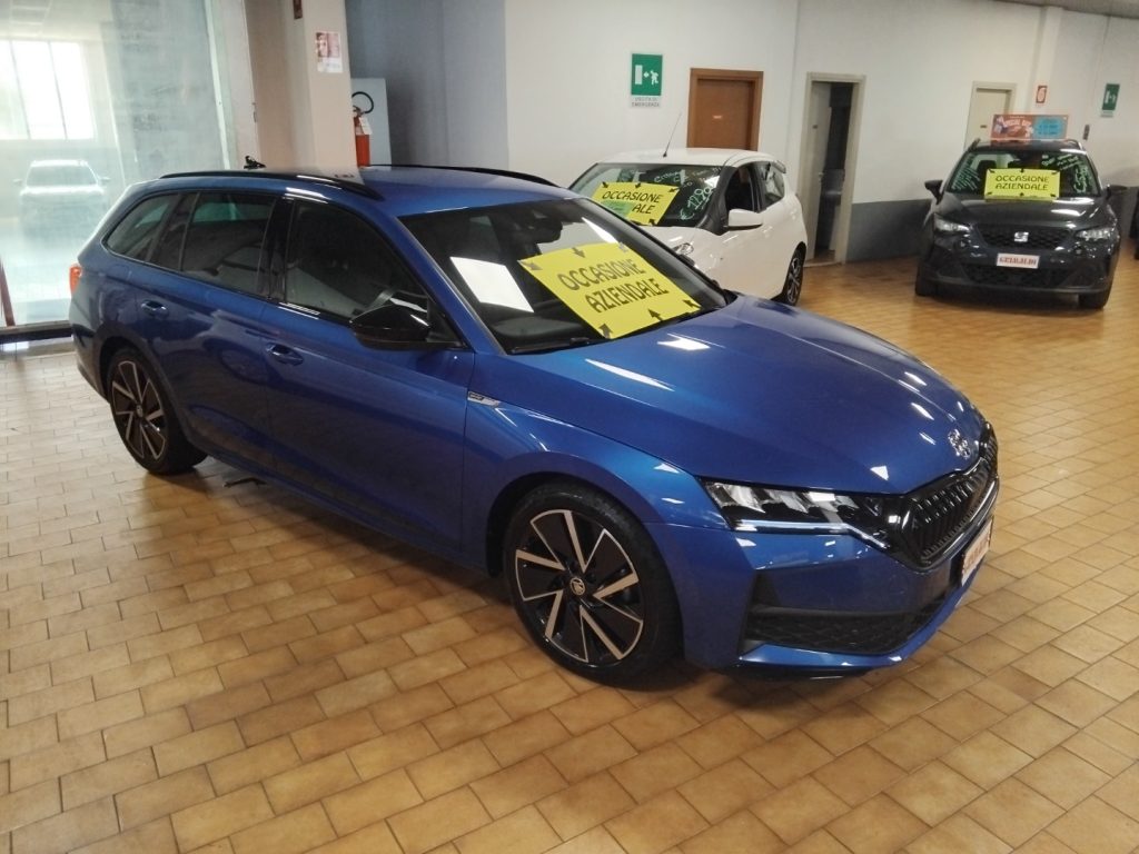 SKODA Octavia 2.0 TDI 150 CV DSG Wagon Sportline 18 - 2