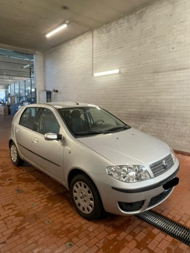 FIAT Punto Grigio metallizzato