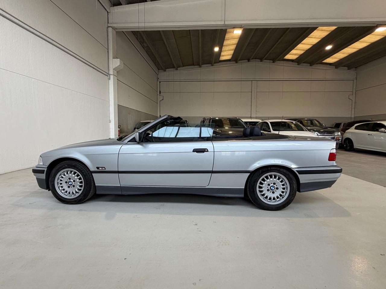 BMW 320 i 24V cat Cabriolet - 10