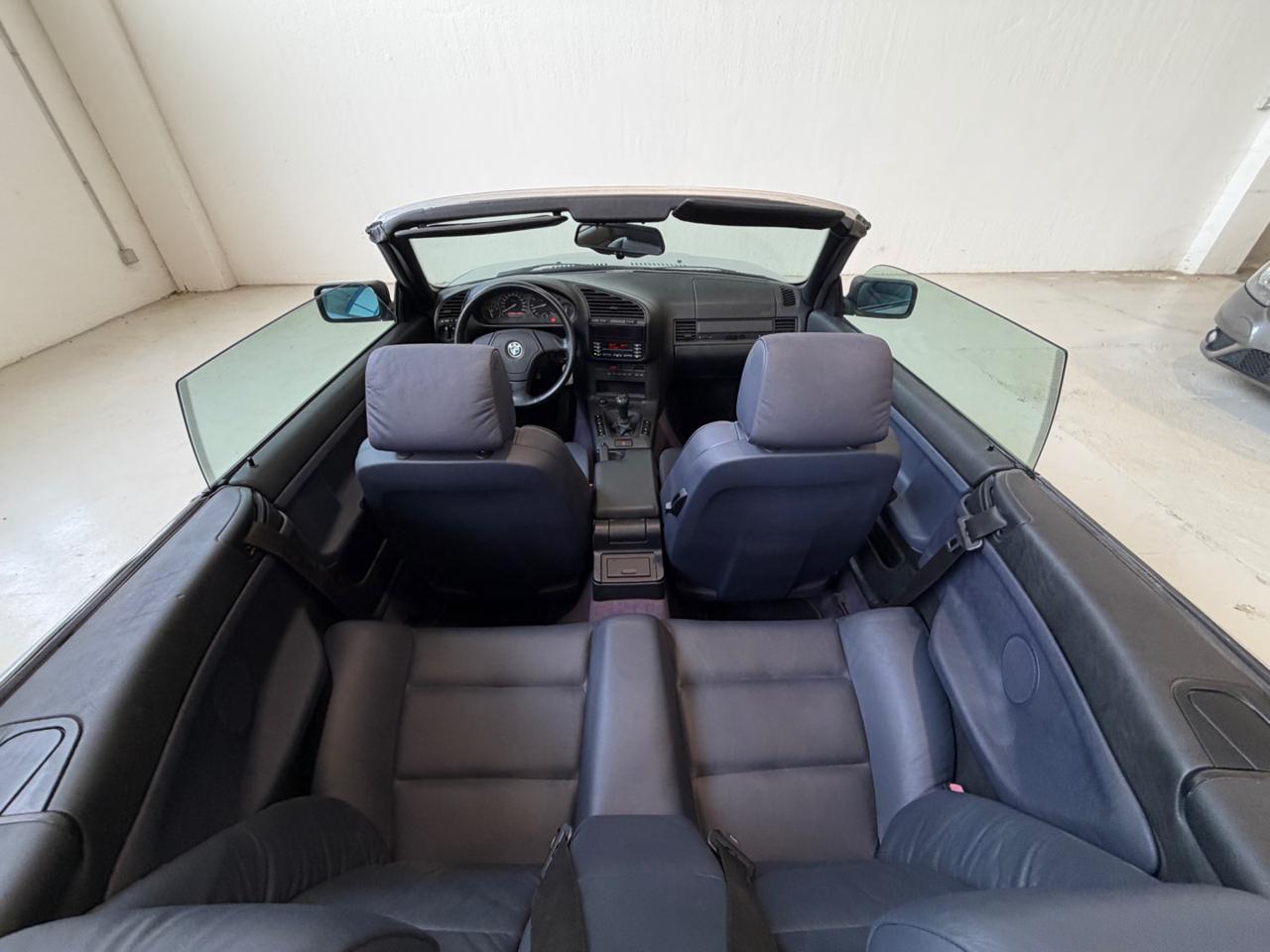 BMW 320 i 24V cat Cabriolet - 18