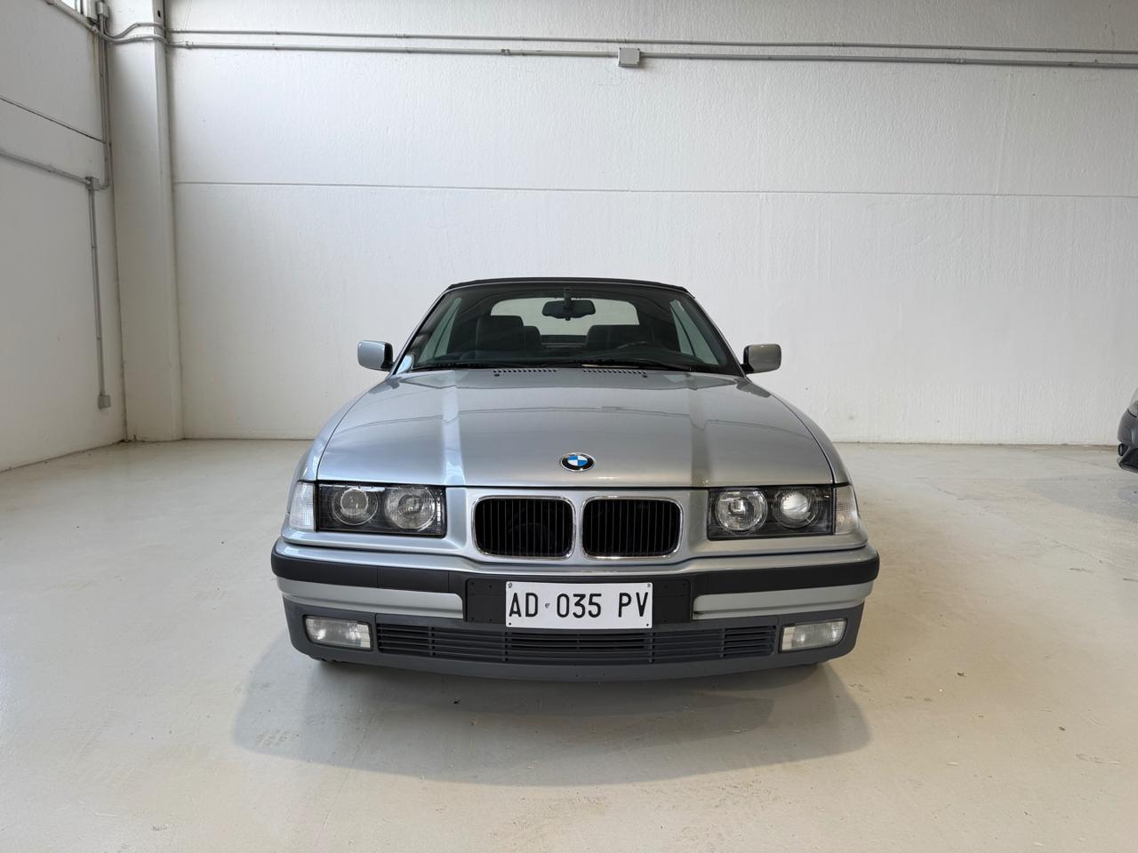 BMW 320 i 24V cat Cabriolet - 8