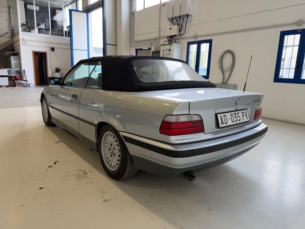 BMW 320 i 24V cat Cabriolet - 3