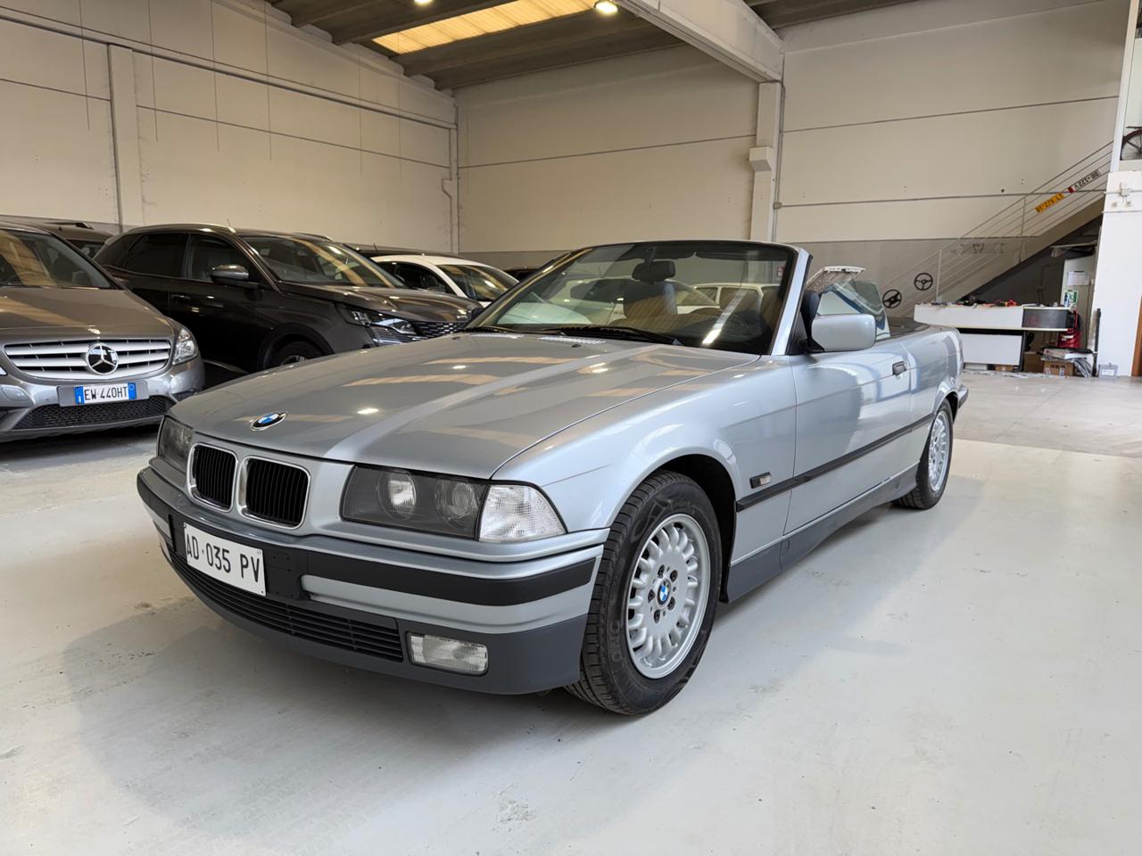 BMW 320 i 24V cat Cabriolet - 11