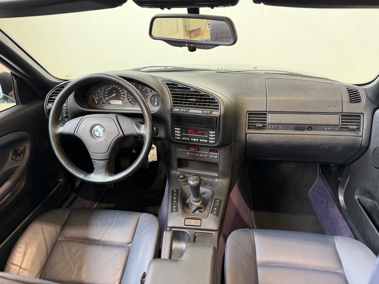 BMW 320 i 24V cat Cabriolet - 17