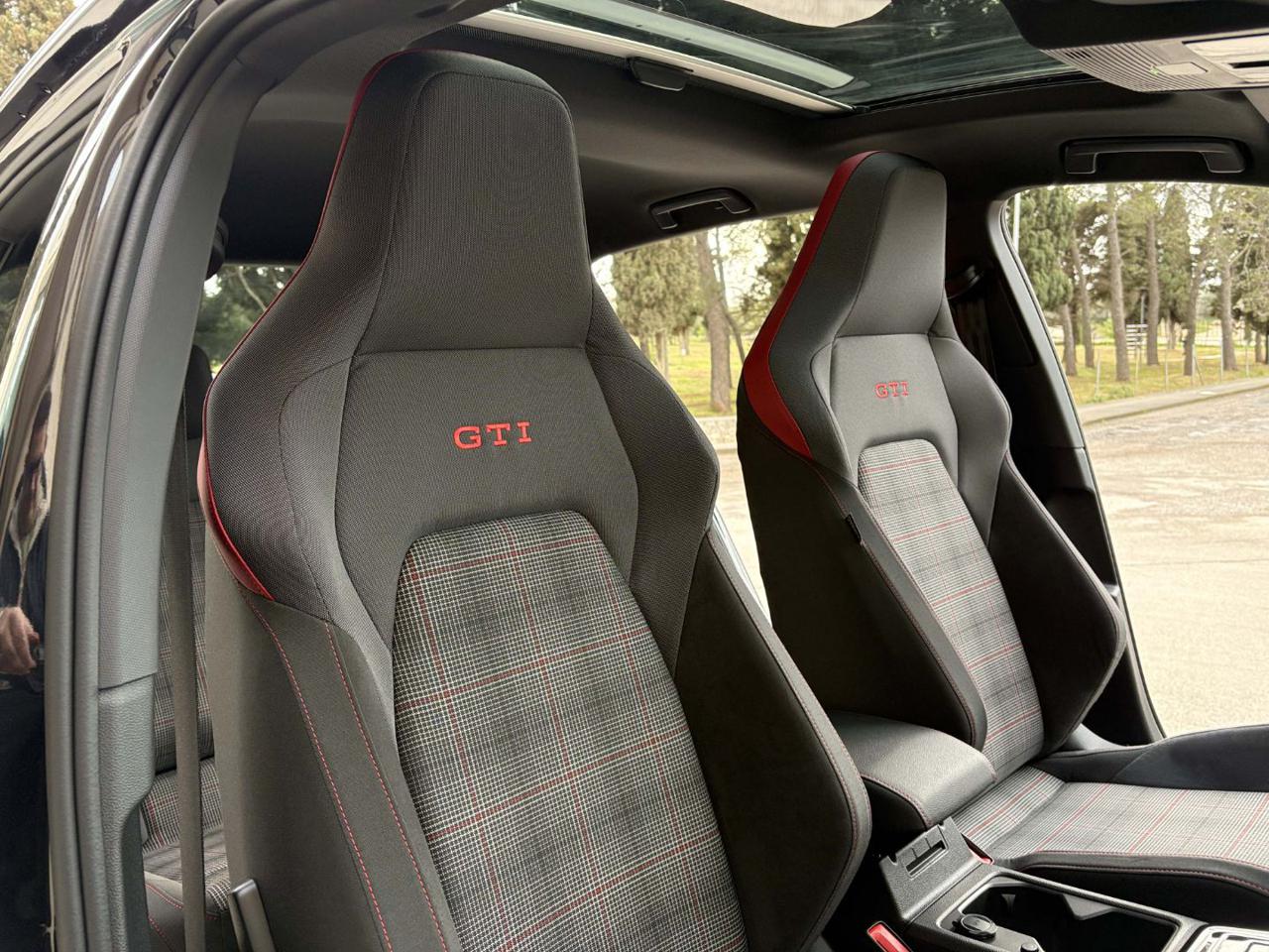 VOLKSWAGEN Golf GTI 2.0 TSI DSG TETTO-LED-PELLE-CERCHI 19. - 12