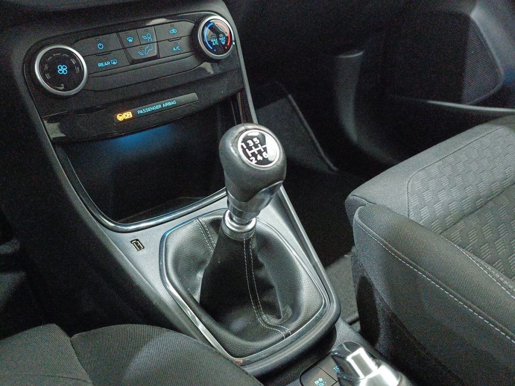FORD Puma 1.0 EcoBoost Hybrid 125 CV S&S Titanium - 8