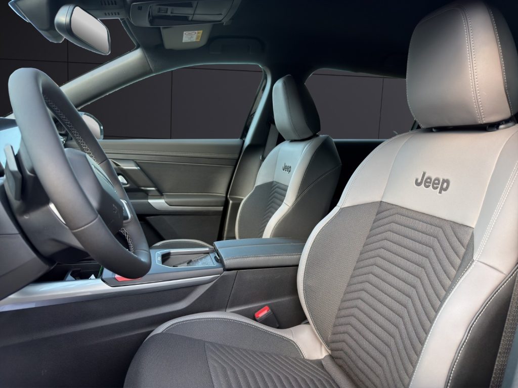 JEEP Compass 1.2 Turbo 48V e-Hybrid First Edition - 9