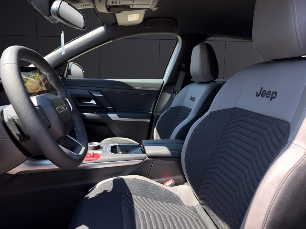 JEEP Compass 1.2 Turbo 48V e-Hybrid First Edition - 9