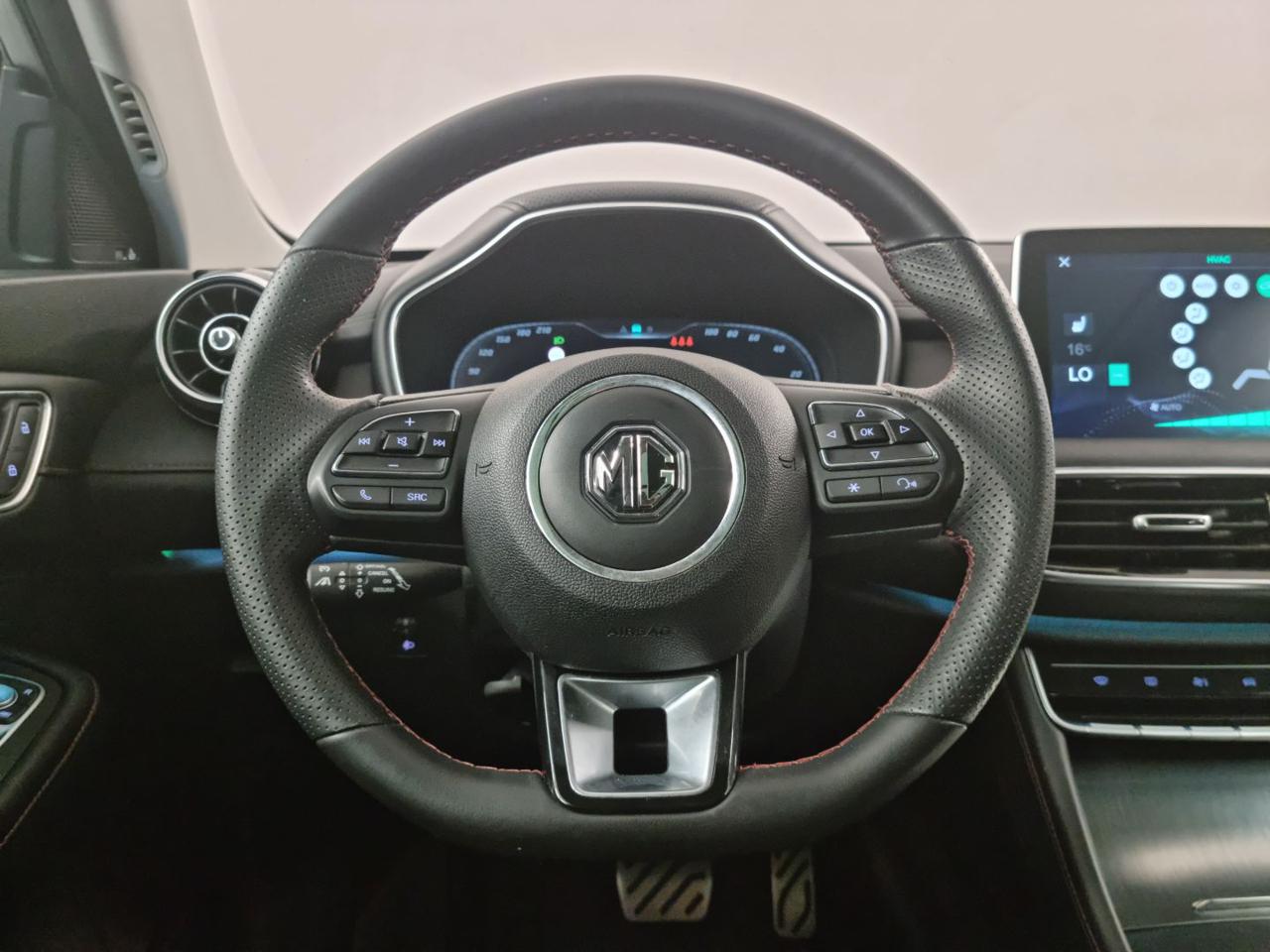 MG EHS Plug-in Hybrid Luxury - 34