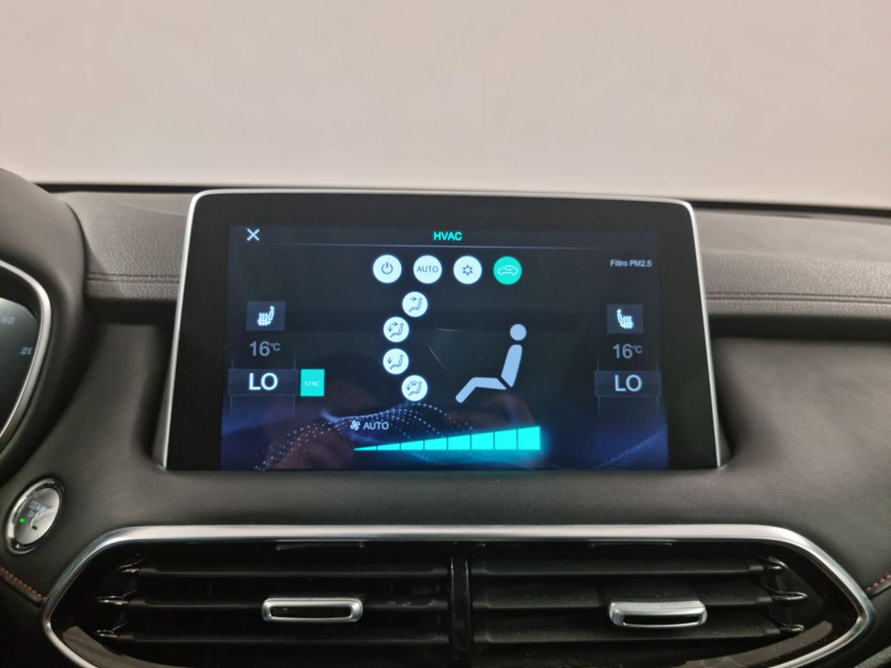 MG EHS Plug-in Hybrid Luxury - 33