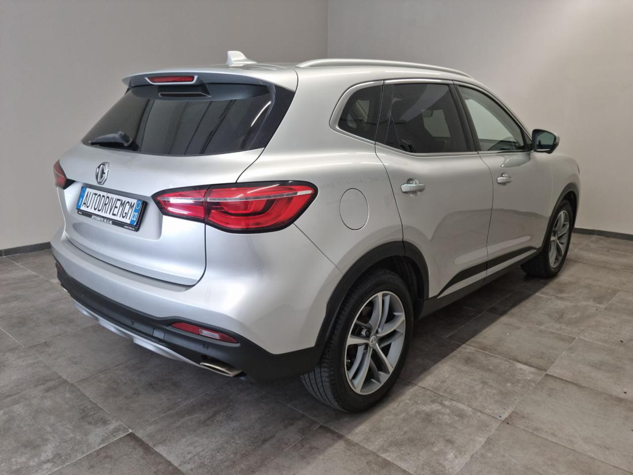 MG EHS Plug-in Hybrid Luxury - 3