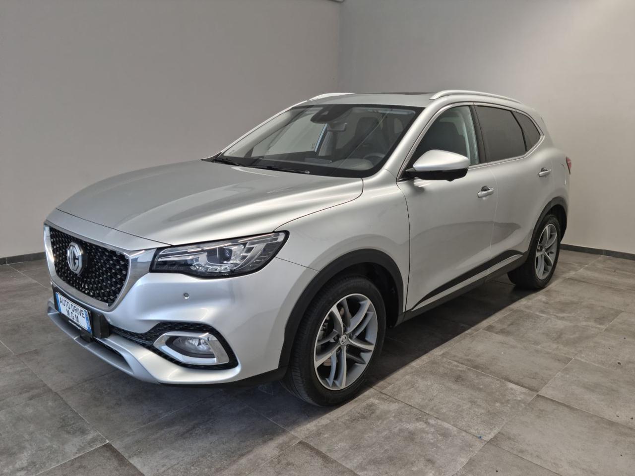 MG EHS Plug-in Hybrid Luxury - 35