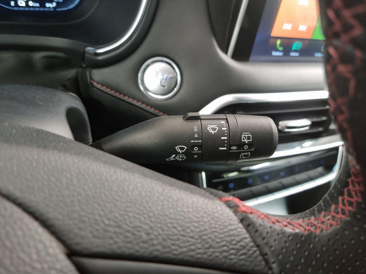 MG EHS Plug-in Hybrid Luxury - 28