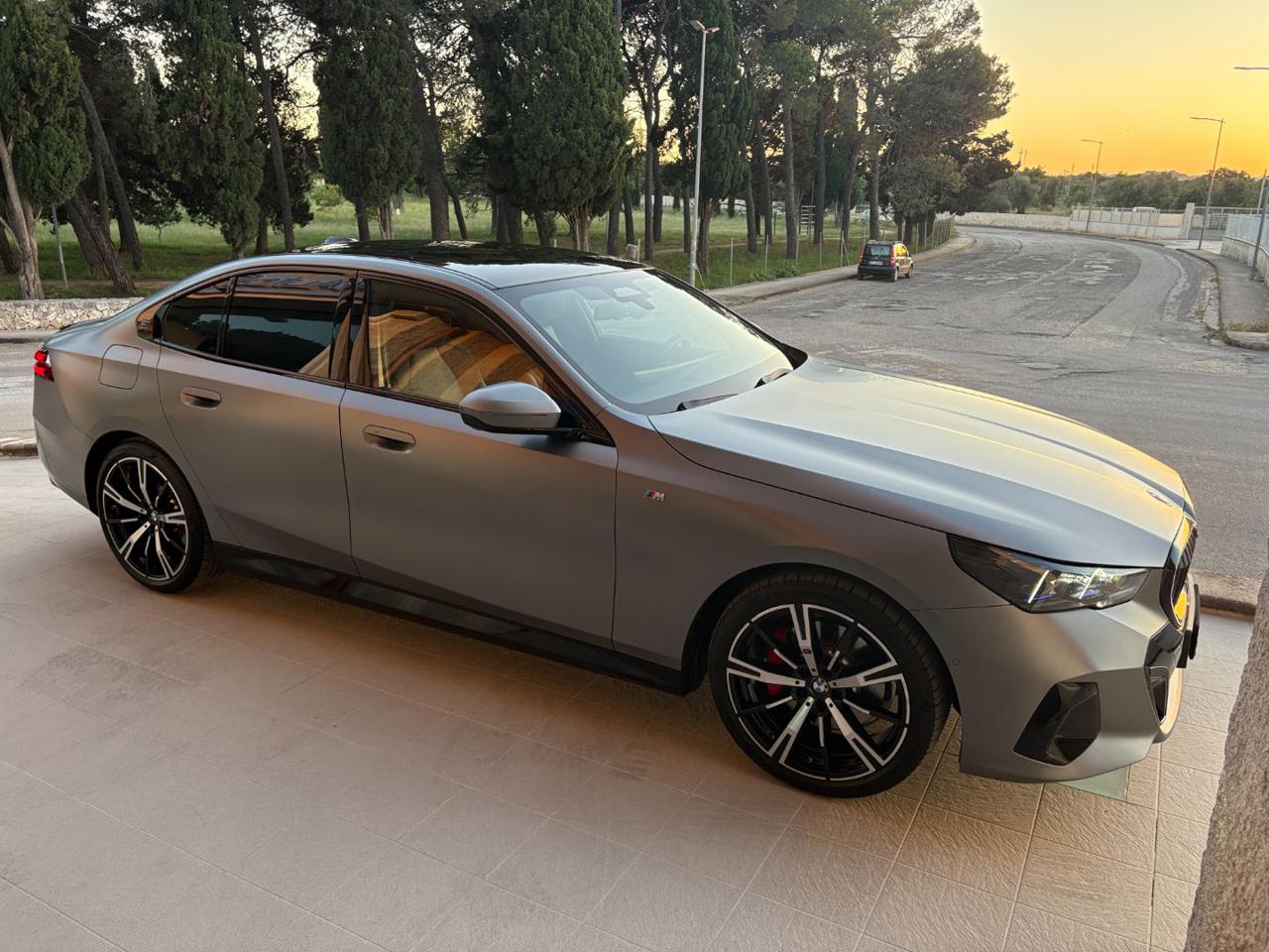 BMW 520 d 48V sDrive Msport Pro TETTO PANORAMICO. - 3