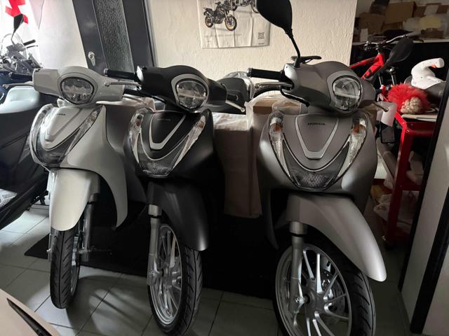 HONDA SH 125 argento opaco metallizzato