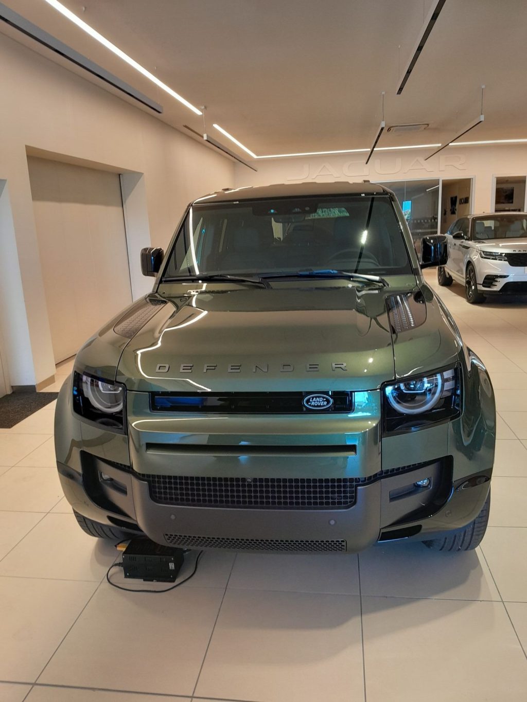 LAND ROVER Defender D200 AWD Auto 110 X-Dynamic SE IVA ESPOSTA - 2