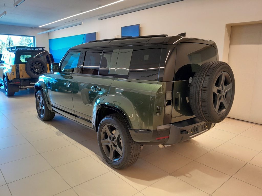 LAND ROVER Defender D200 AWD Auto 110 X-Dynamic SE IVA ESPOSTA - 5