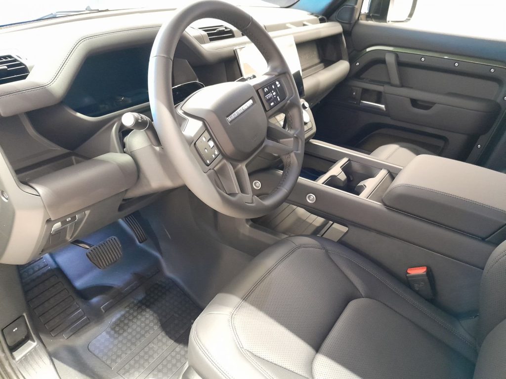 LAND ROVER Defender D200 AWD Auto 110 X-Dynamic SE IVA ESPOSTA - 9