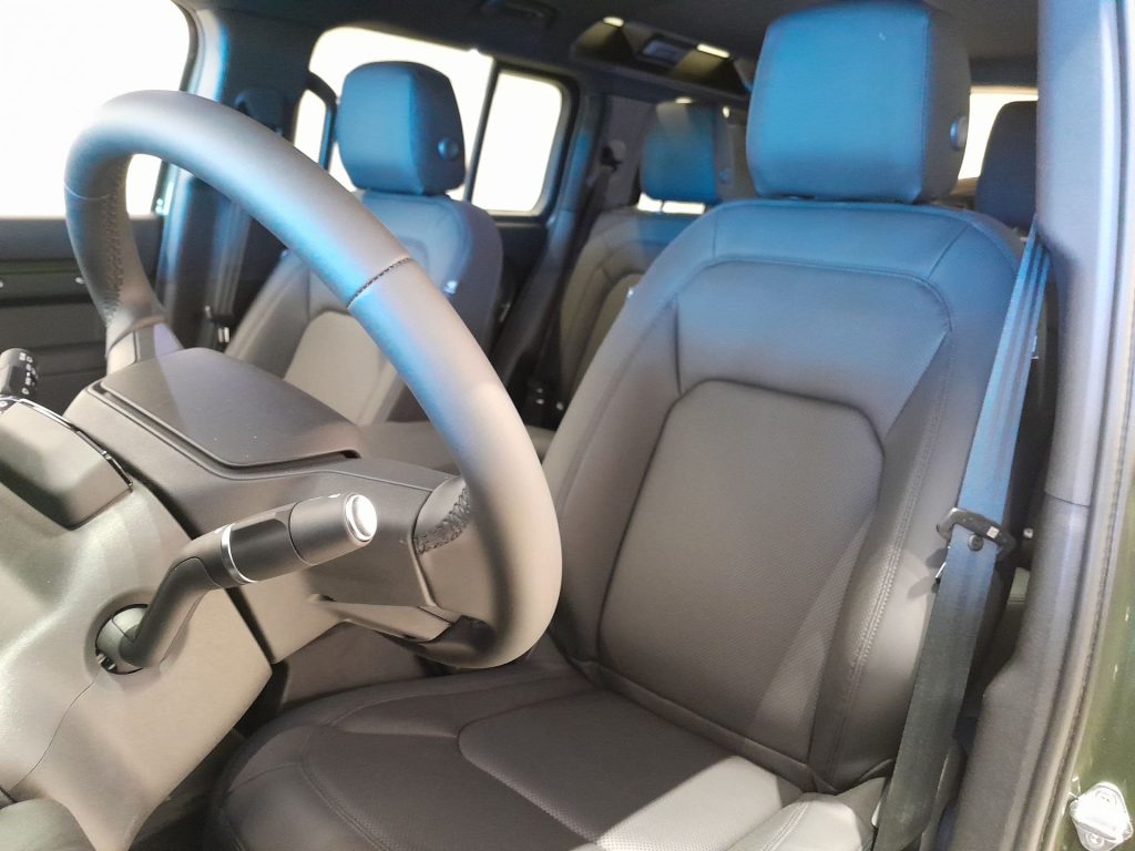LAND ROVER Defender D200 AWD Auto 110 X-Dynamic SE IVA ESPOSTA - 11