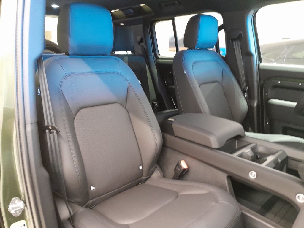 LAND ROVER Defender D200 AWD Auto 110 X-Dynamic SE IVA ESPOSTA - 12