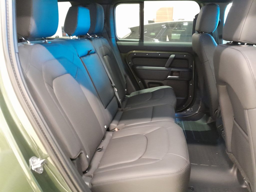 LAND ROVER Defender D200 AWD Auto 110 X-Dynamic SE IVA ESPOSTA - 16