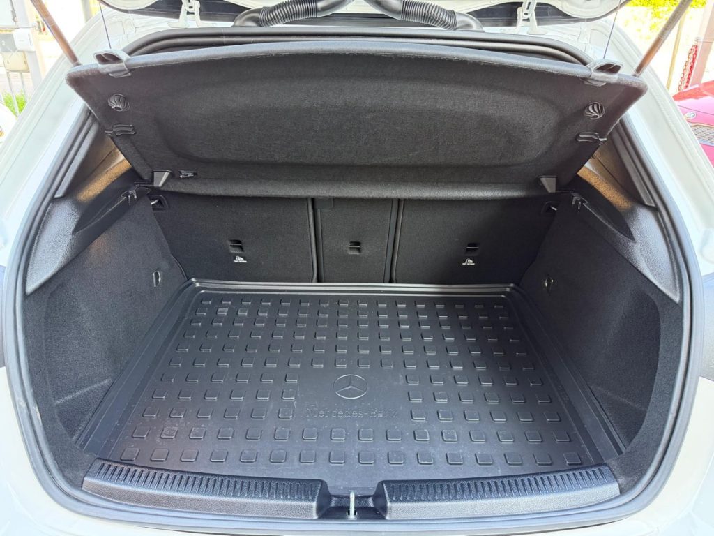 MERCEDES-BENZ A 180 d Automatic Sport - 15