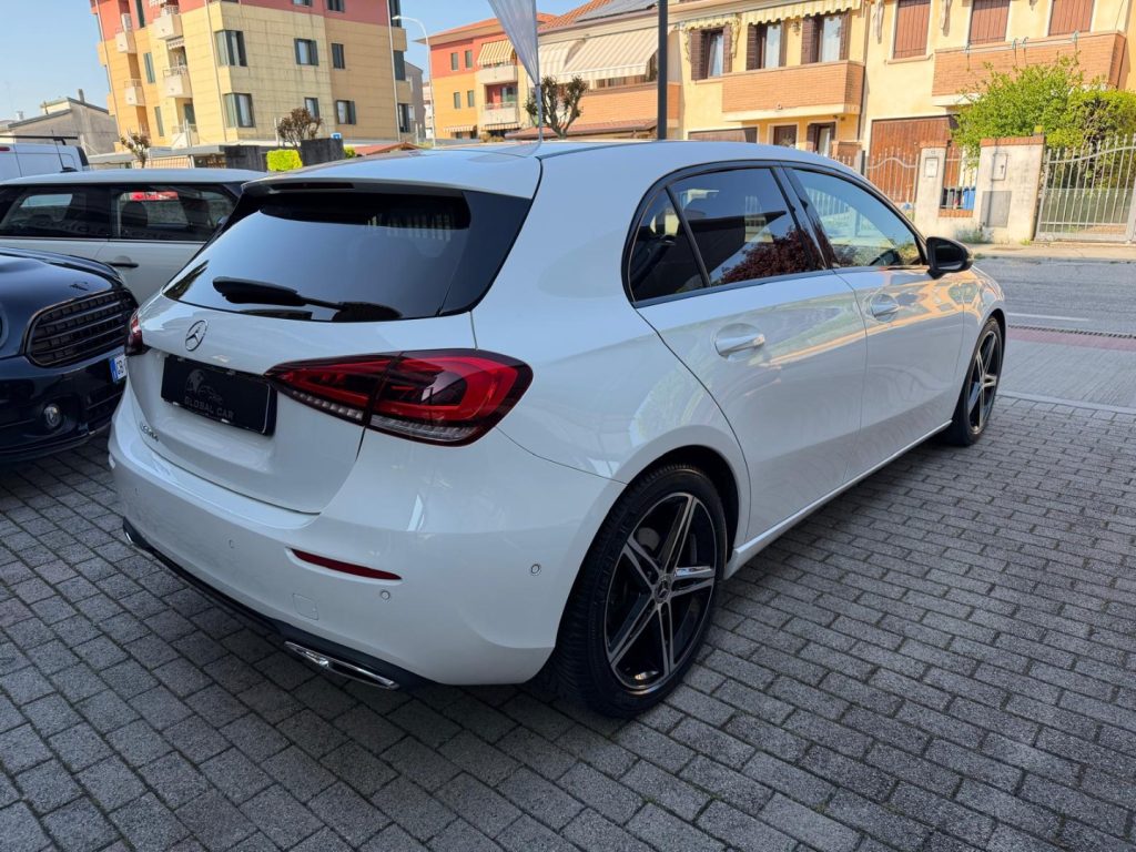 MERCEDES-BENZ A 180 d Automatic Sport - 5