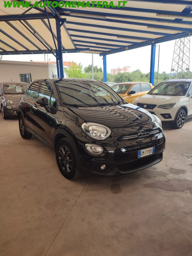 FIAT 500X Nero pastello