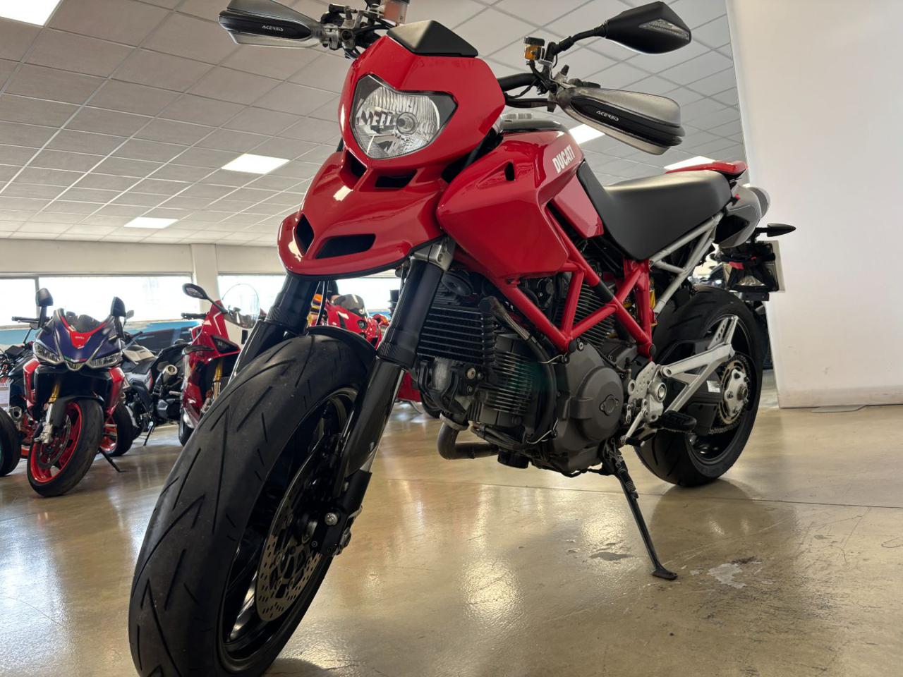 DUCATI Hypermotard 1100 EVO 1100 EVO - 2