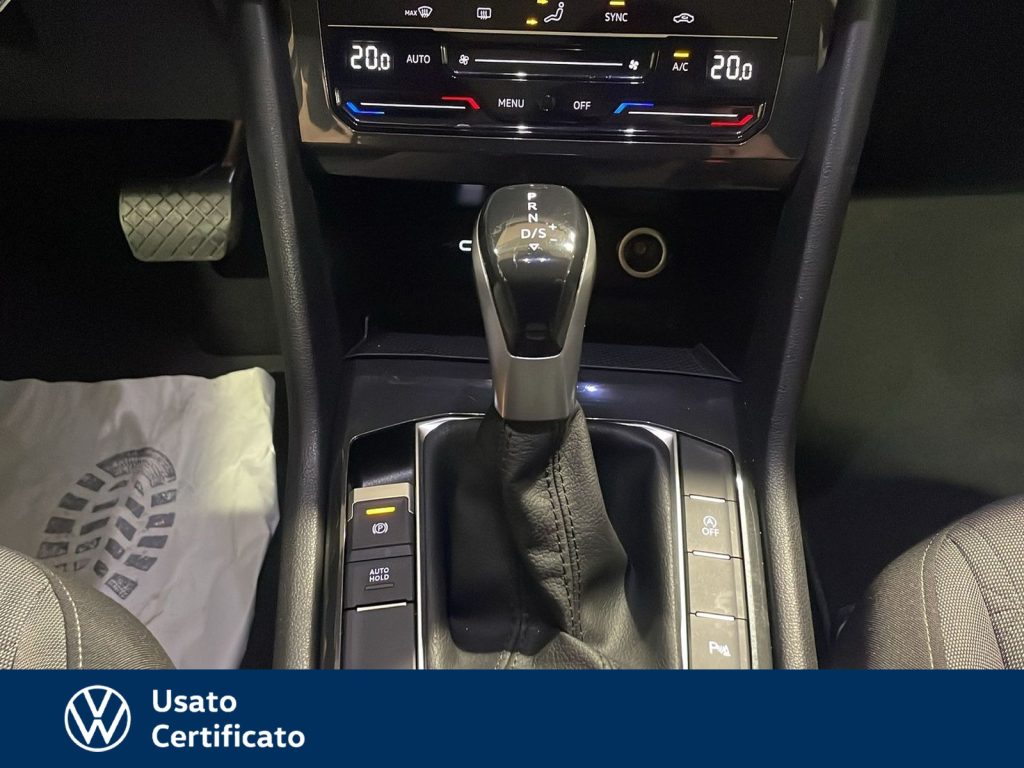 VOLKSWAGEN Tiguan 2.0 tdi life 150cv dsg - 12