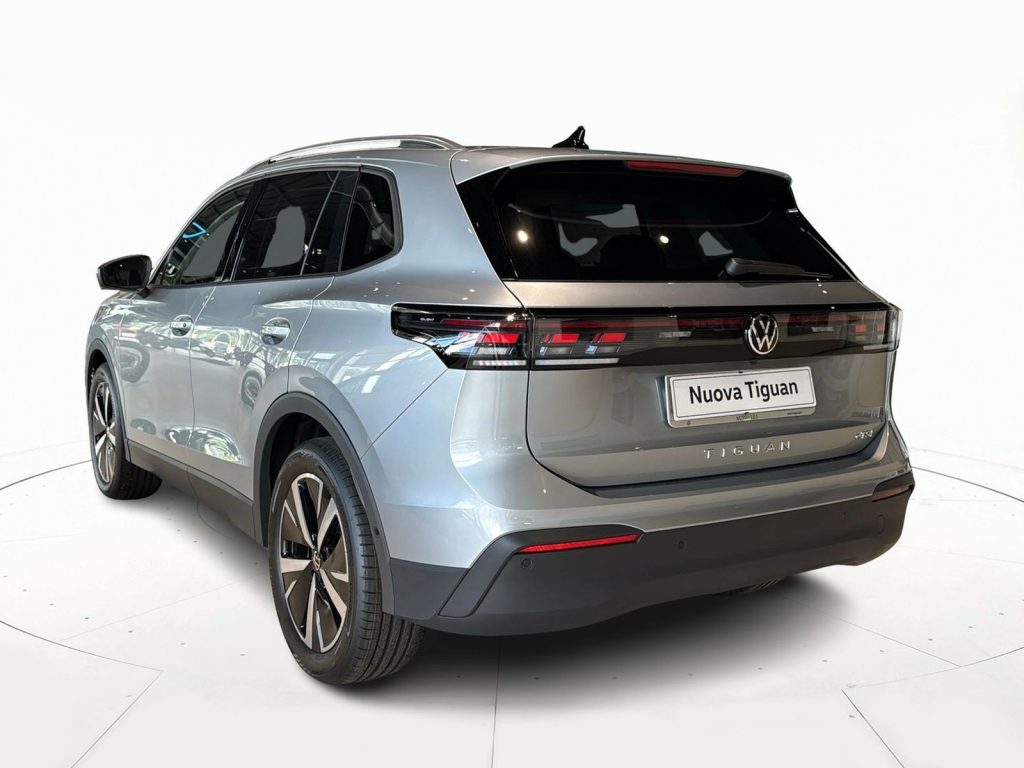 VOLKSWAGEN Tiguan Nuova Tiguan Edition Plus 1.5 eTSI ACT 110 kW (150 - 5