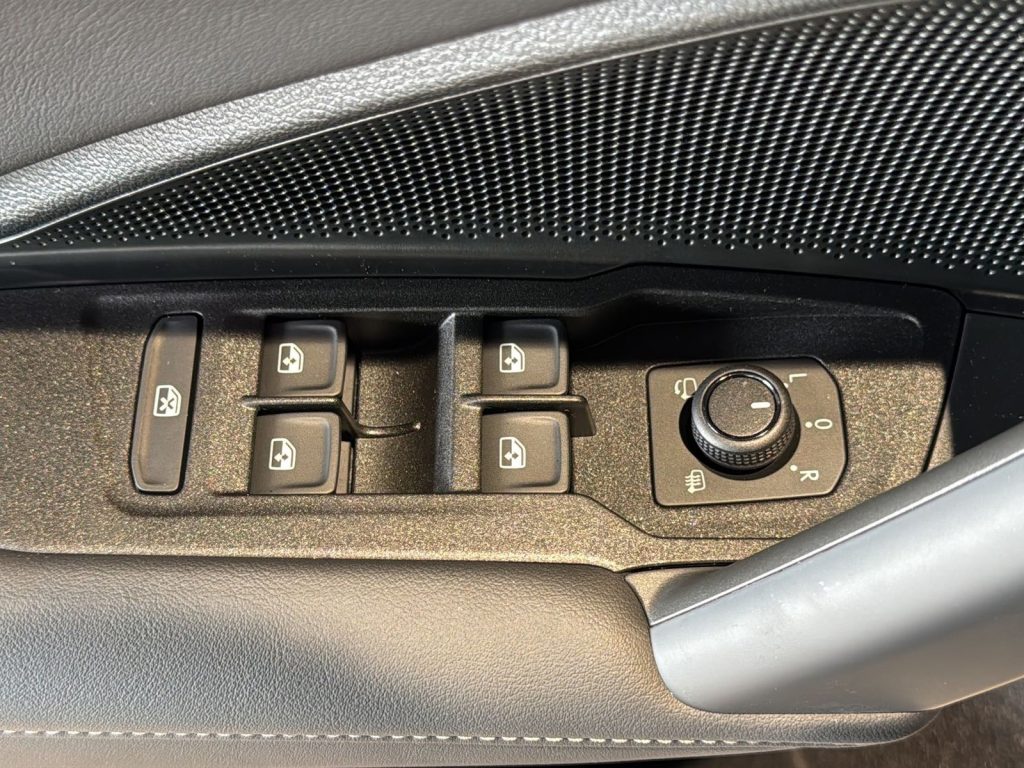 VOLKSWAGEN Tiguan Nuova Tiguan Edition Plus 1.5 eTSI ACT 110 kW (150 - 12