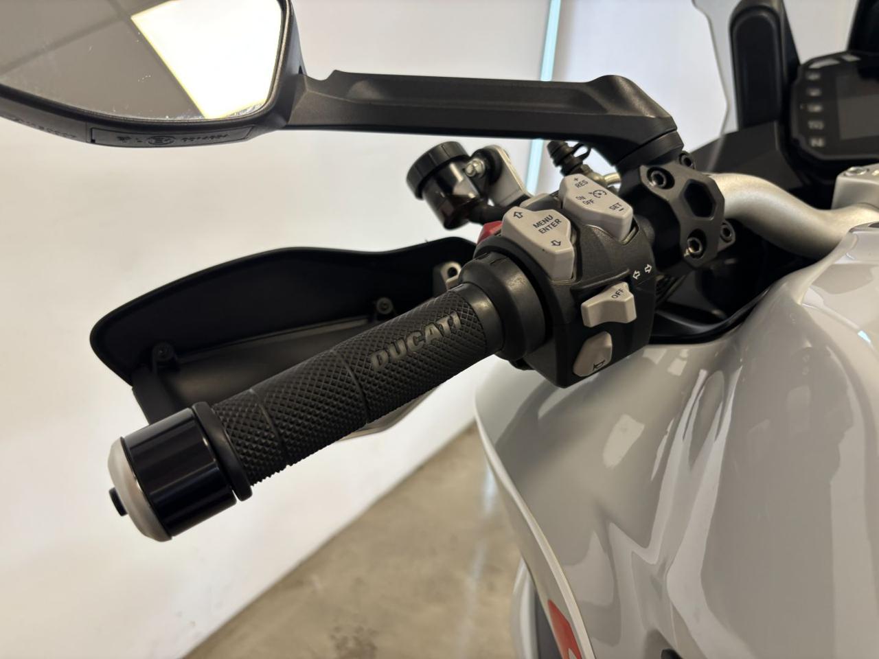 DUCATI Multistrada 1200 MULTISTRADA 1200 S - 11
