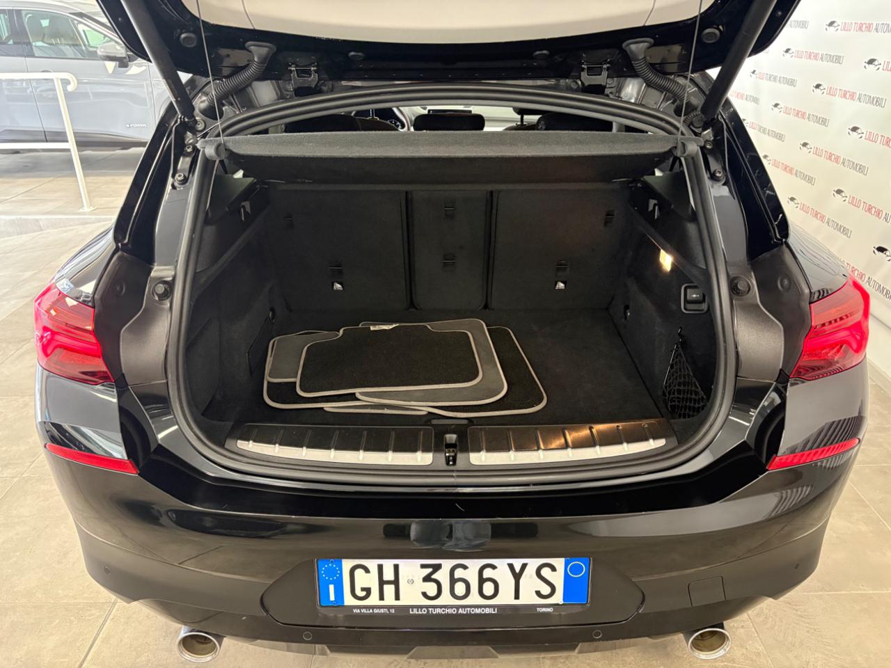 BMW X2 xDrive18d Business-X FARI LED - 18