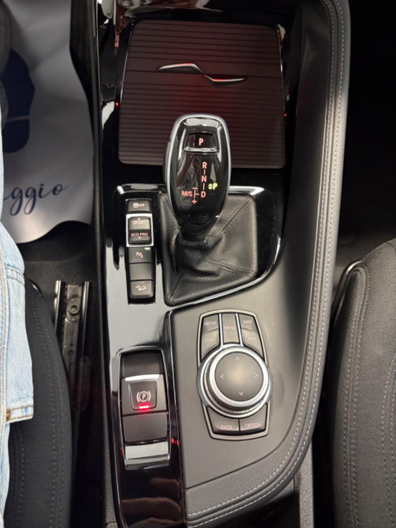 BMW X2 xDrive18d Business-X FARI LED - 11