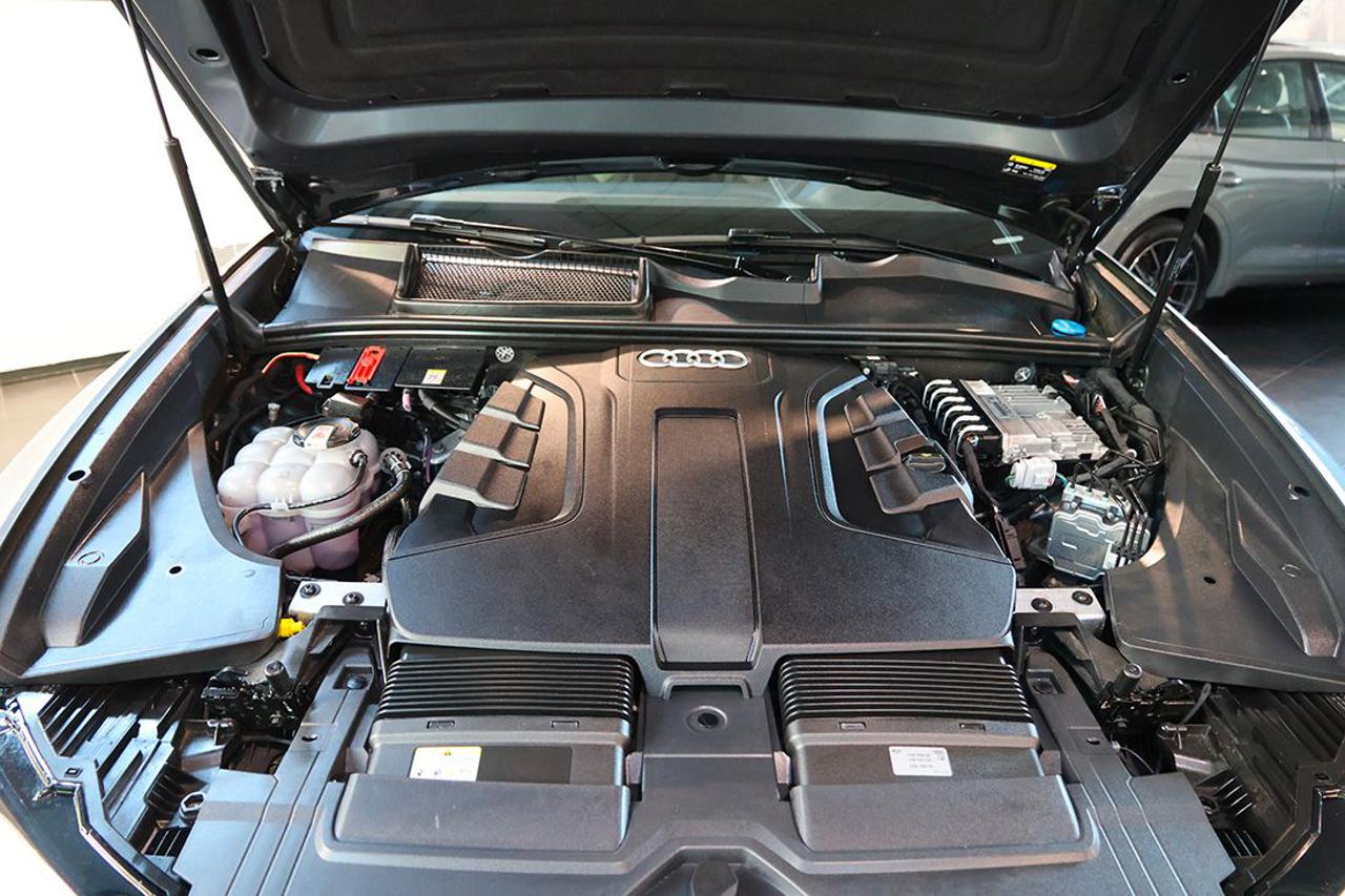 AUDI Q8 50 TDI Quattro Tiptronic Sport S-Line - 12