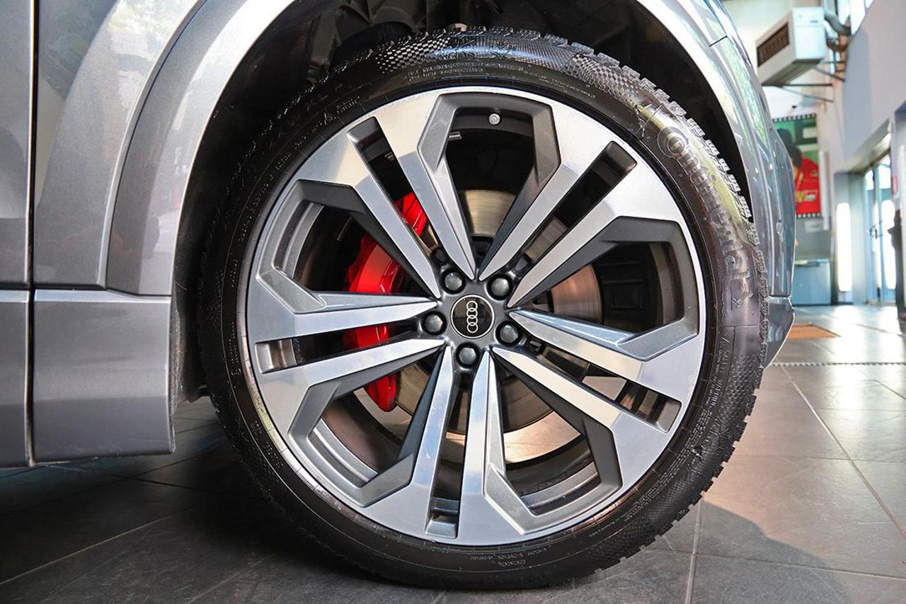 AUDI Q8 50 TDI Quattro Tiptronic Sport S-Line - 6