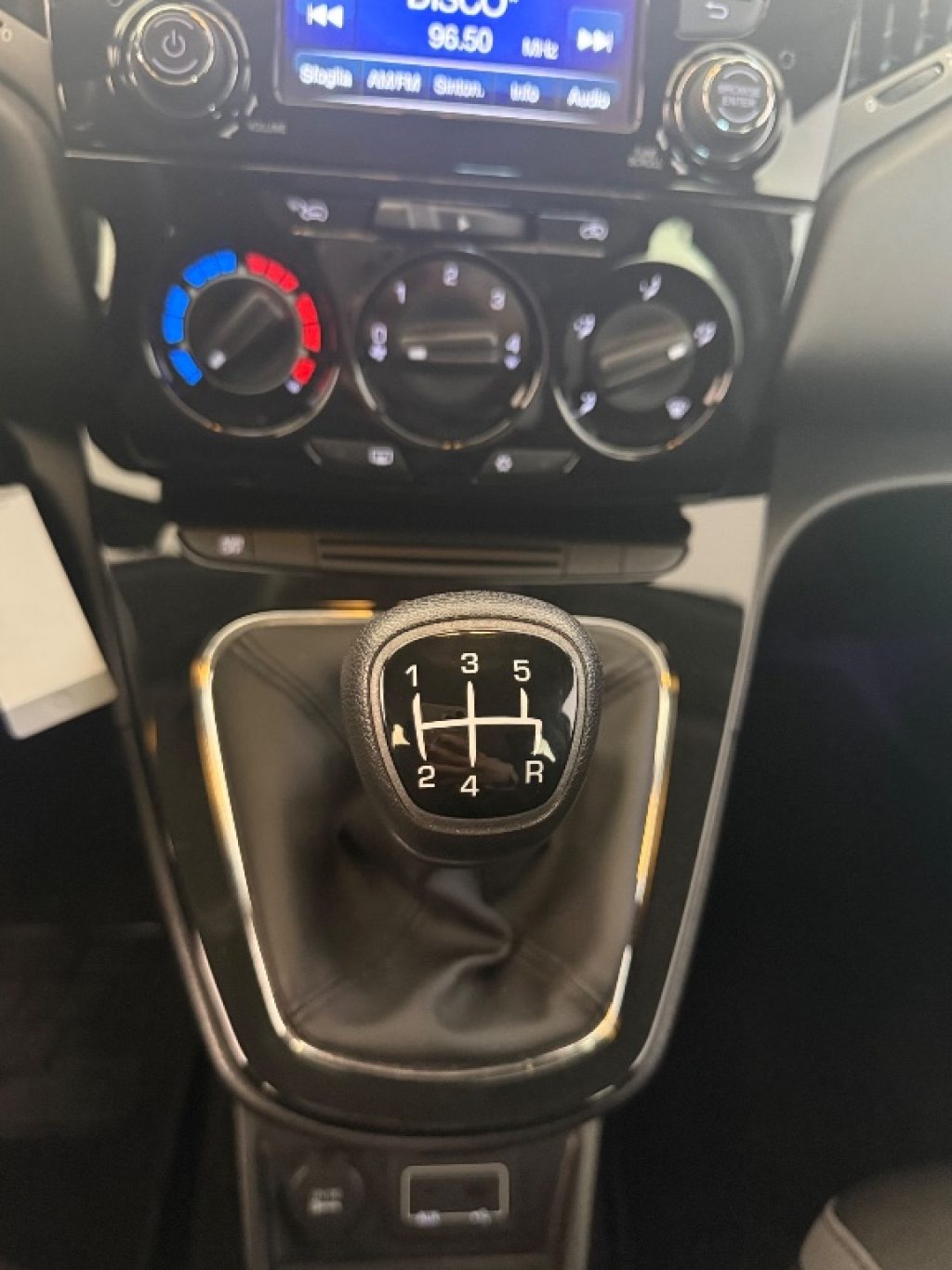 LANCIA Ypsilon 1.2 69 CV 5 .porte Gold - 16