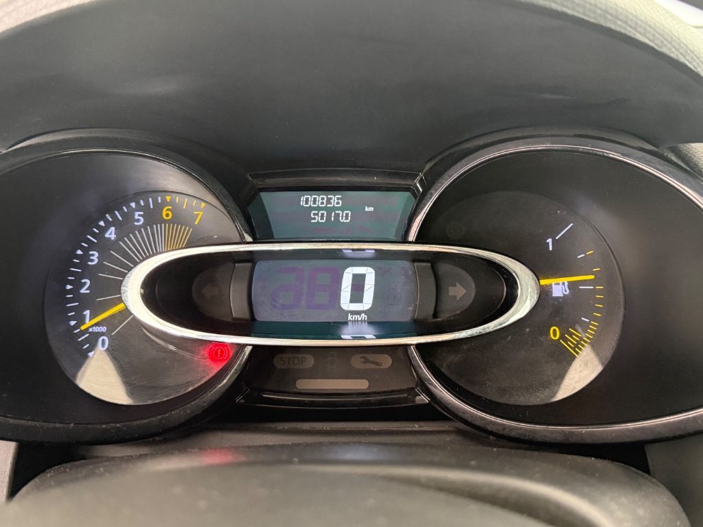 RENAULT Clio 1.2 75CV 5 porte Wave - 7