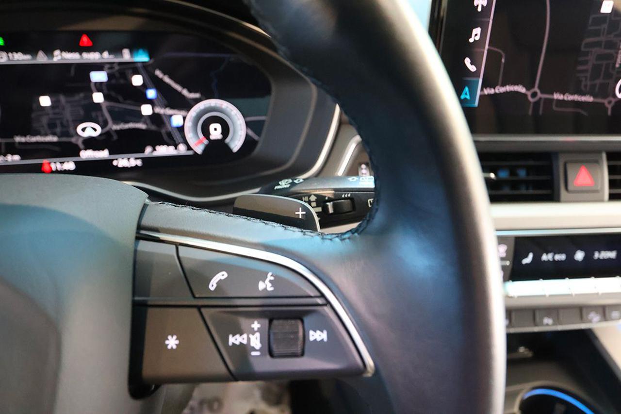AUDI A4 allroad 40 TDI S-Tronic Identity Contrast - 20