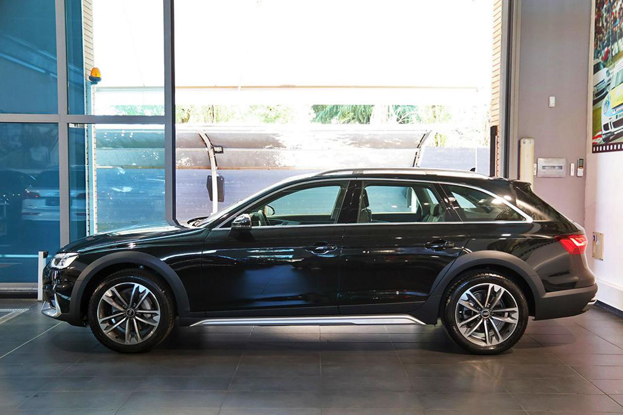 AUDI A4 allroad 40 TDI S-Tronic Identity Contrast - 3