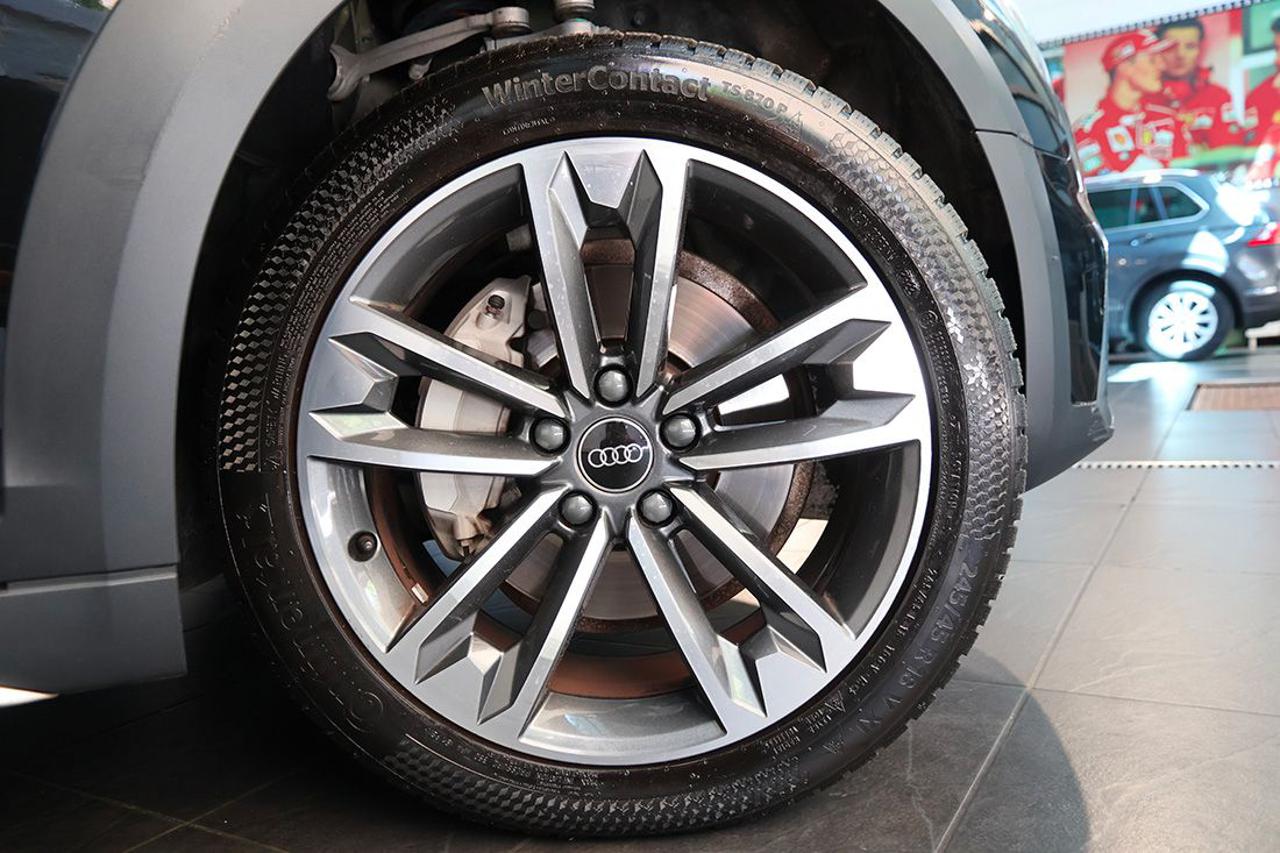 AUDI A4 allroad 40 TDI S-Tronic Identity Contrast - 6
