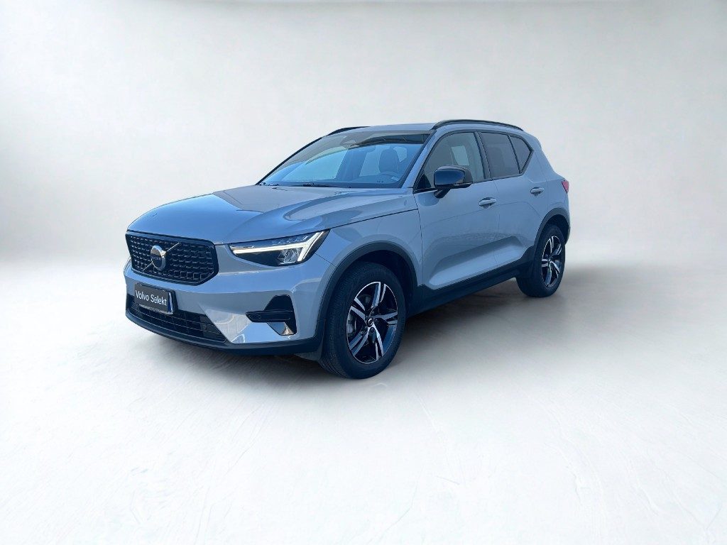 VOLVO XC40 B3 automatico Plus Dark - Foto 1
