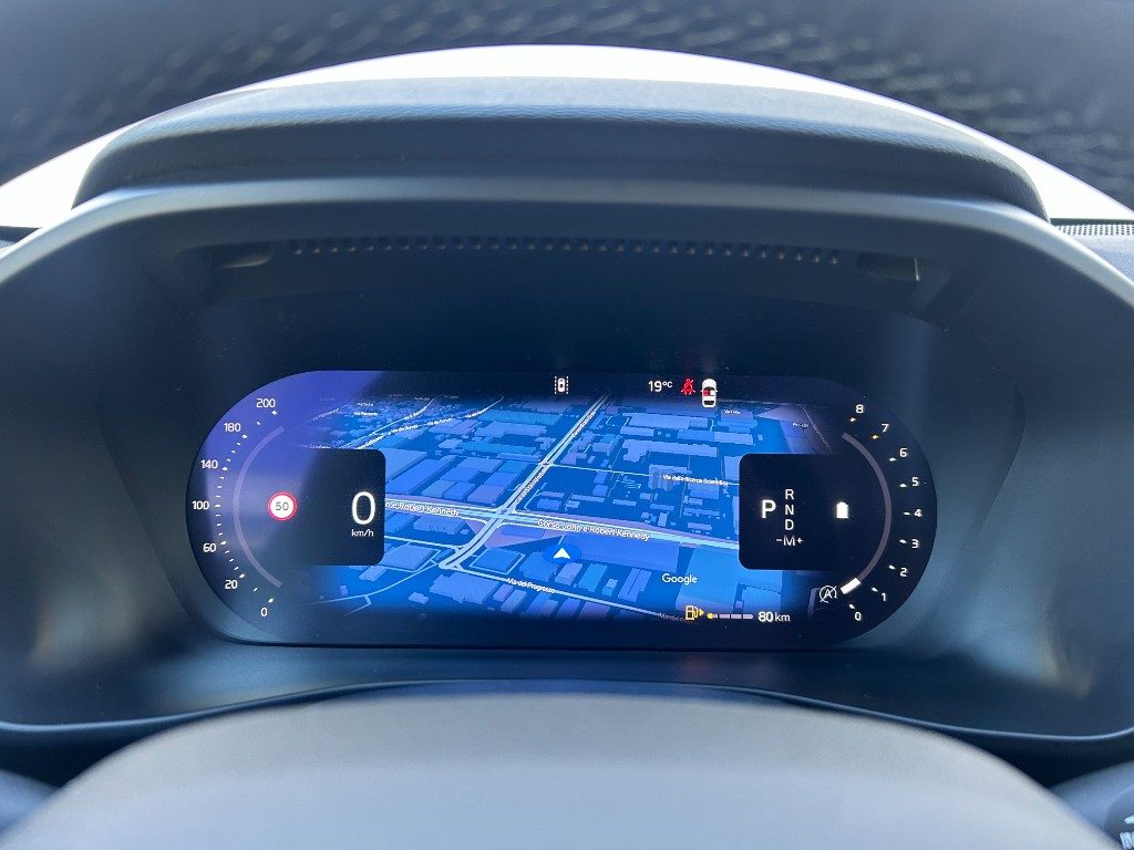 VOLVO XC40 B3 automatico Plus Dark - Grid Foto 11