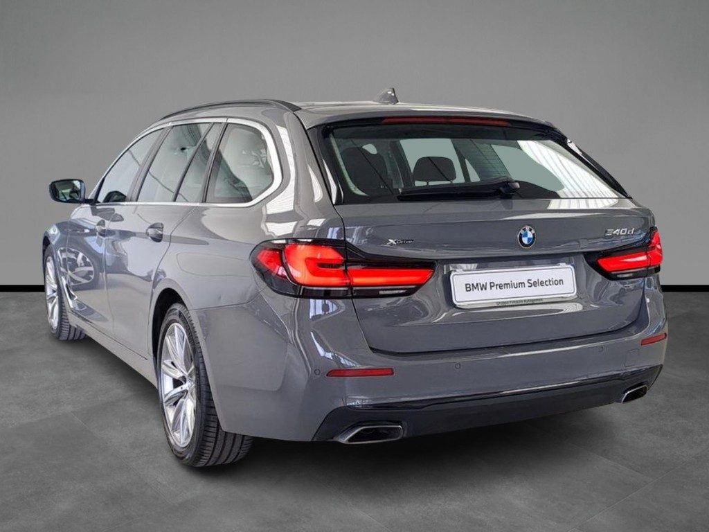 BMW 540 d 48V xDrive Touring Aut. + Tetto apr. - 4