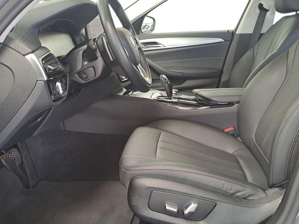 BMW 540 d 48V xDrive Touring Aut. + Tetto apr. - 10