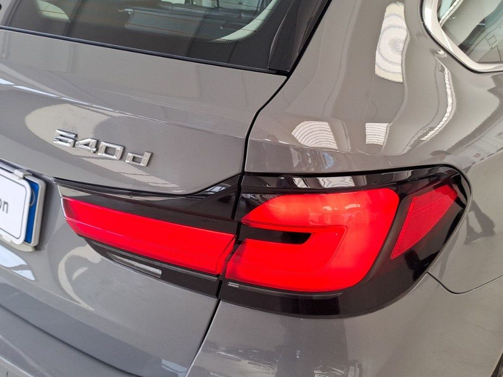 BMW 540 d 48V xDrive Touring Aut. + Tetto apr. - 7