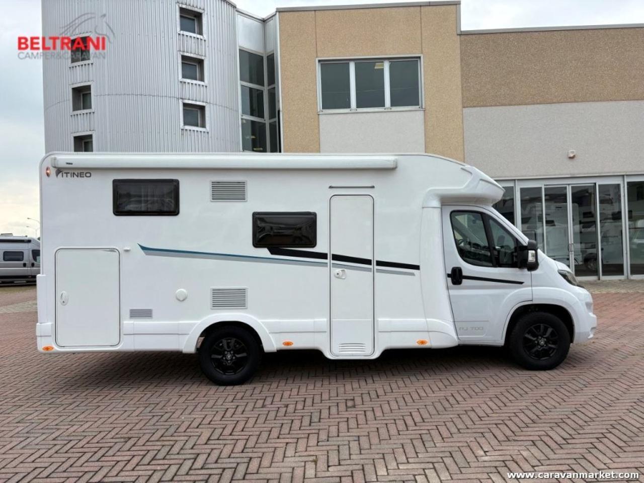 PJ 700
