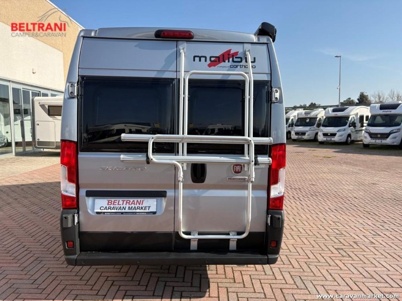 VAN FIRST CLASS TWO ROOMS GT SKYVIEW 640 LE RB