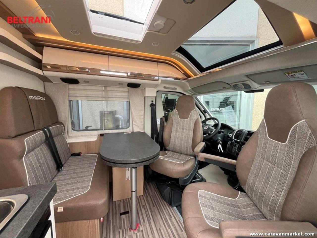VAN FIRST CLASS TWO ROOMS GT SKYVIEW 640 LE RB